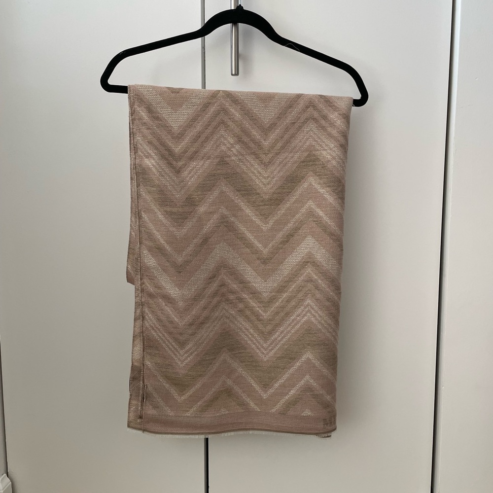 [Missoni] NWOT pink metallic scarf shawl